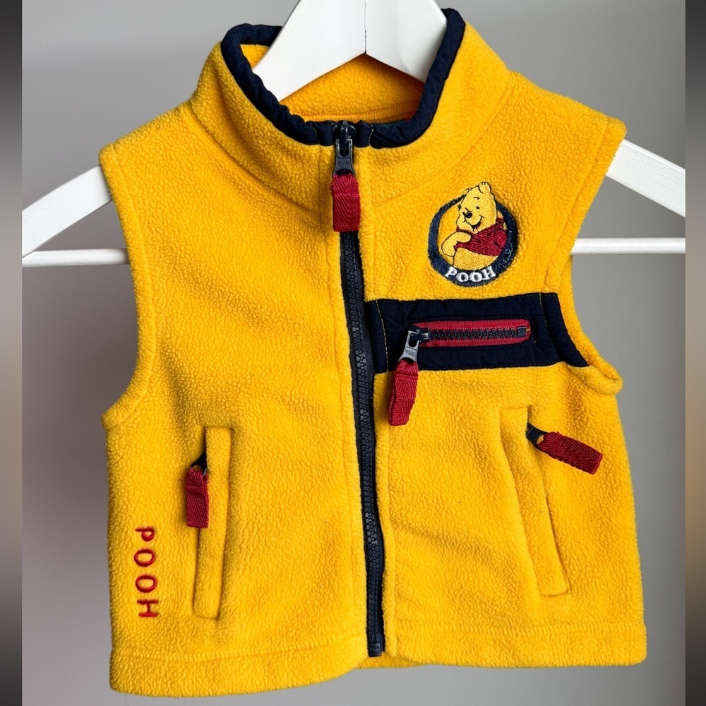 Vtg 90s Disney Winnie The Pooh Fleece Colorblock Vest P to P: 11.75” L: 13” - Picture 5 of 9